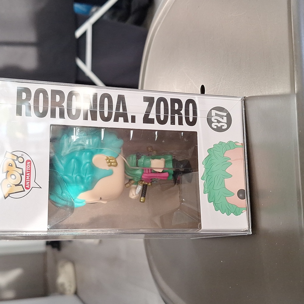 (SAVE 30% WHEN BUNDLE TWO OR MORE ITEMS) Zoro Funko #327 - Picture 2 of 4